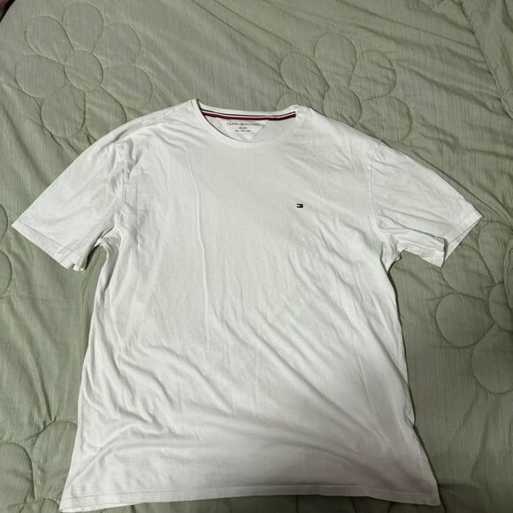 Tommy Hilfiger White T-Shirt - Picture 1 of 3